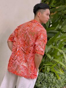 Hotboy Gia Thắng gợi ý mix đồ du lịch mùa hè cùng thương hiệu REO Concept
