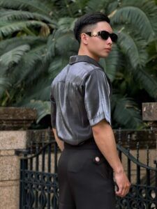 Hotboy Gia Thắng gợi ý mix đồ du lịch mùa hè cùng thương hiệu REO Concept