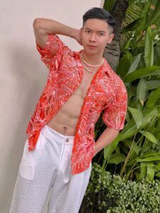 Hotboy Gia Thắng gợi ý mix đồ du lịch mùa hè cùng thương hiệu REO Concept