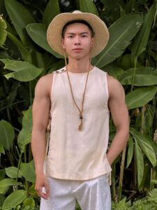 Hotboy Gia Thắng gợi ý mix đồ du lịch mùa hè cùng thương hiệu REO Concept